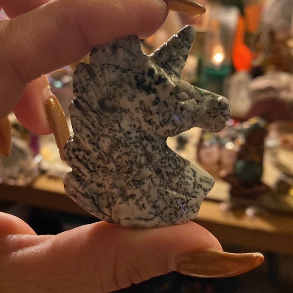 Moss Agate Unicorn - Picture 5 of 7